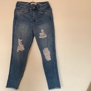 Hollister High-Rise Jeans